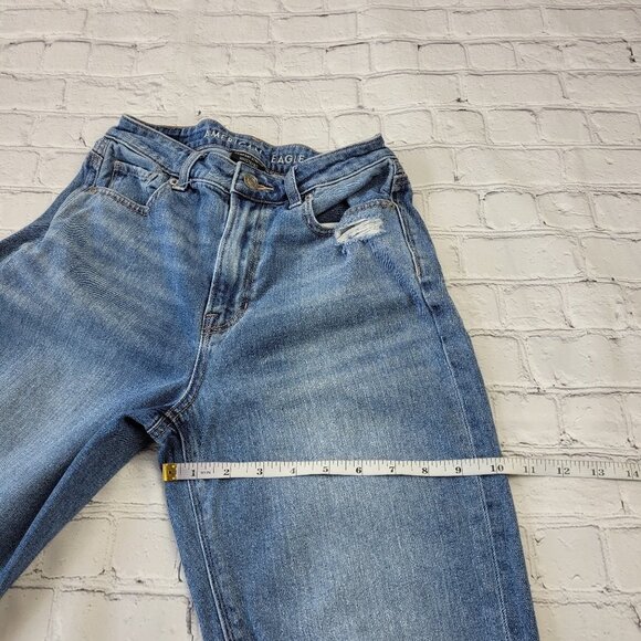 American Eagle Woman’s Blue Distressed mom jeans size 0 Regular - Picture 2 of 12
